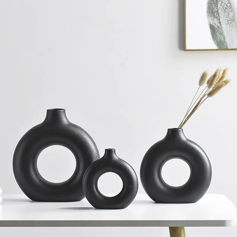 Nordic Ceramic Vase Circular Hollow Donuts