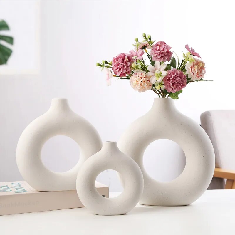 Nordic Ceramic Vase Circular Hollow Donuts